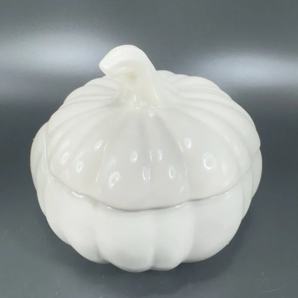 Home Interiors Stoneware Ceramic Pumpkin Shape Canister Cookie‎ Jar Container